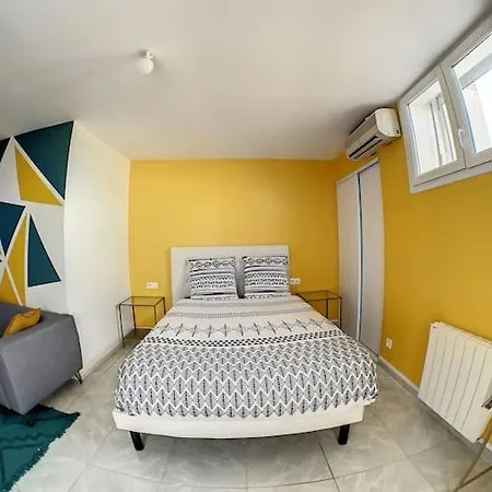 Superbe Hyper Centre équipé Wifi Netflix 2pers Appartement