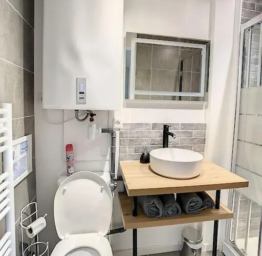 Superbe Hyper Centre Equipe Wifi Netflix 2pers Apartment